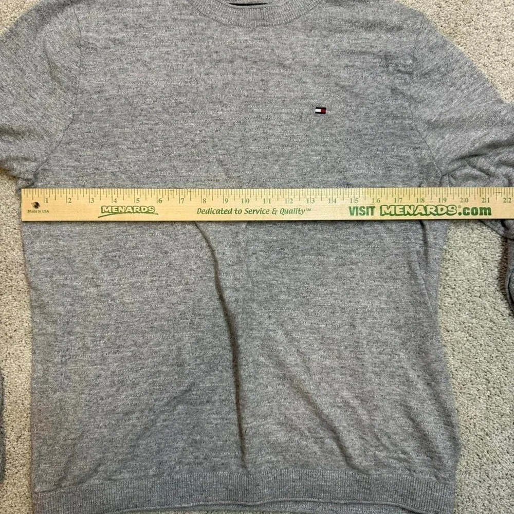Tommy Hilfiger Mens Crewneck Sweater Gray Cotton Knit Flag Logo Size M